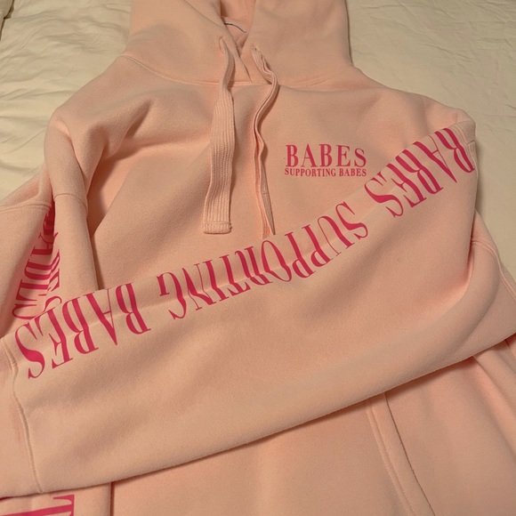 The "BABES SUPPORTING BABES" Big Sister Hoodie | Ballet Slipper XS - Picture 4 of 6
